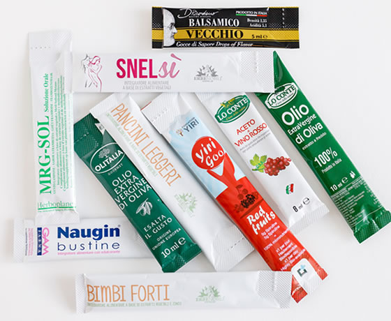 Stick pack contenenti integratori in bustine monouso